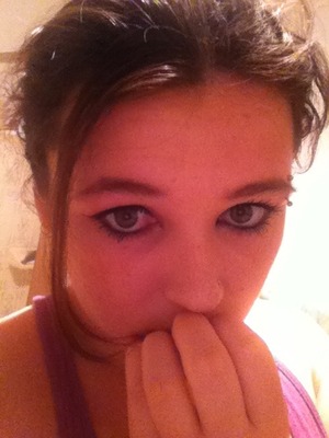 my simple everyday look that takes only a minute or 2