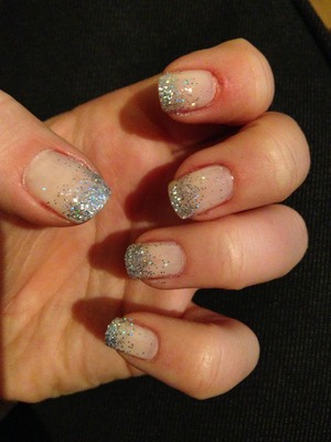 Silver glitter tips