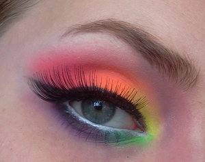 Sassy rainbow make up using the sleek acid palette and the sleek lagoon palette.

These are the palettes I got from my sister for my birthday, and the pigmentation is divine. 

All products used: 
Urban Decay Primer Potion  
Urban Decay Naked palette 
NYX Jumbo eyeshadow pencil in “Milk”
Sleek i-divine acid palette 
Sleek  i-divine lagoon palette 
MAC Fluidline gel liner in “Blacktrack” 
Red Cherry #118 Lashes