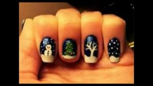 Love these holiday nails!