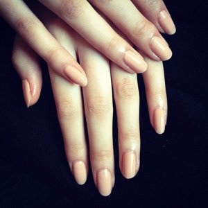 Nude nails for Vogue Italia 