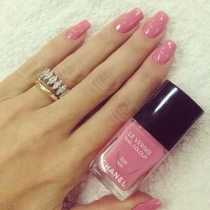 These nails are so cute!