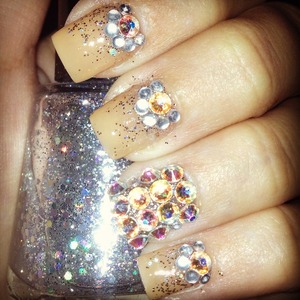 shinny nails 