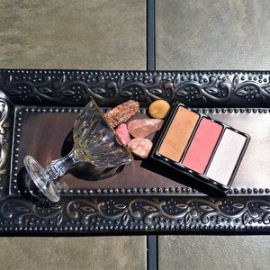 These are my first VISEART face palettes. I have light medium skin tone & got both of the palettes to see which one would be best. Luckily I am able to wear both. This palette would be perfect for anyone with light to fair skin who need a cool tone palette. I wear this if I really need a pop of color with a more intense highlighter. As the highlighter is a icing white with a pink undertone. But if I really, really want an intense glow, I add one of the Nuance eye shadows. I already "Love" all of the Viseart eye shadows & these are no different. As with all of Viseart products you can use these on your eyes as well, which make these so versatile.  :)

The bronzer has very,very small gold shimmers in them but they do not transfer to your face, so they go on matte which makes them great  for any age. This bronzer is slightly darker that the Ablaze palette which is great when I have a tan going on & is great for the all natural look. All of the Viseart palettes can be used sheer or your can build them up to more a intense pigment of color if you want. The blush is a more mauve color than the Ablaze & applies beautifully. The thing I love the best about Viseart products is that you can never go wrong when you use them. Just remember to go slow in the beginning. You just need such a small amount then build & blend into the beautiful look that you desire.   :)

I really like that I do not have to worry about having to depot these & maybe breaking them. If you happen to have any of the other theory palettes & who doesn't, you can mix & match. "You can tell that a lot of thought when into making of all of these palettes. I can't wait to see what Viseart is doing next, I know they are going to be outstanding like everything else.  :)