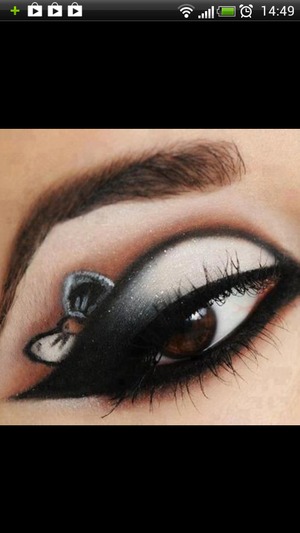 Black and grey eyeshadow