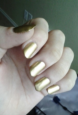Maybelline Color show Bold Gold