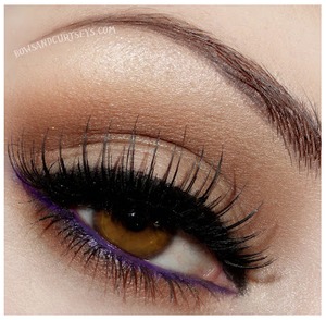 LOVE this gorgeous Spring look from Bows and Curtseys, featuring our Black Sparkle lashes!