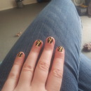 gold/black nail wraps