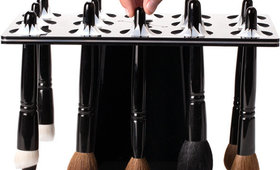 The Most Efficient and Compact Way to Dry (and Store) Makeup Brushes