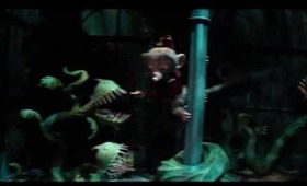 Explorations : Hong Kong "Mystic Point + Mystic Manor Ride" @ Disneyland 2013!