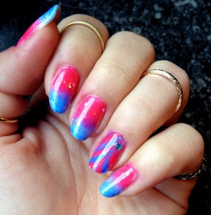 Watermarbel & Ombre Nails