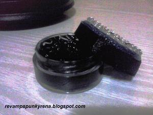 How to make your very own Gel Eyeliner? Check out my blog @ revampspunkyrena.blogspot.com
