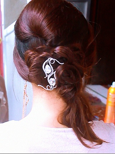 Easy, Wedding Side-Swept Ponytail Hairstyle Updo for Long Hair |  ladylikemae O.'s (ladylikemae) Photo | Beautylish