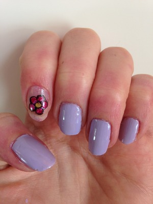 Flower nails