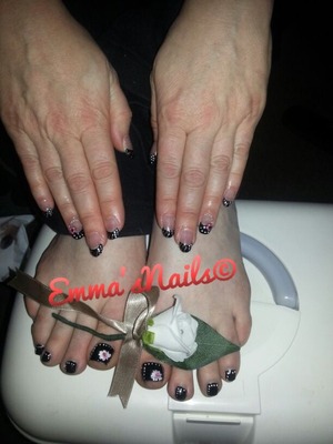 Matching nail enhancement and pedicure 