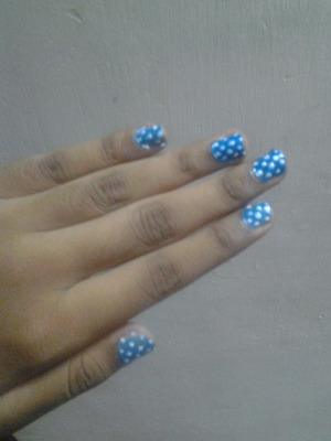 cute nail designs with polka dots