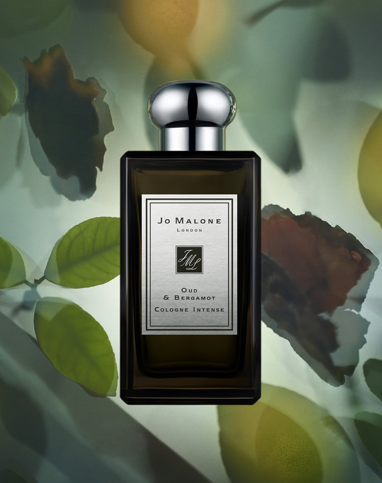 Alternate product image for Oud & Bergamot Cologne Intense shown with the description.