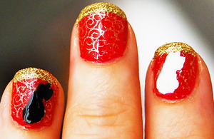 Schnauzers nails 
Tutorial: http://www.youtube.com/watch?v=wmQbxuvx_uo
-I used red, gold, gold sparkles, white and black, base and top coat, and bundle monster plate BM-201. For especific brands/names please watch my tutorial.