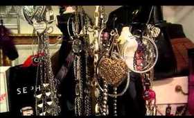 How I store my Jewlery- Juicy Couture Gucci Dior ;) DIY Earring Rack!