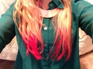 Special Effects hair dye in Atomic Pink! BRIGHTER, MORE VIBRANT AND LONG LASTING THAN MANIC PANIC!!!