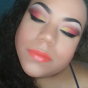 Cut crease using Natasha Denona Sunset Palette and Butter London Lip Pencil