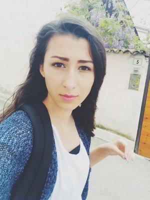 Adriana G.