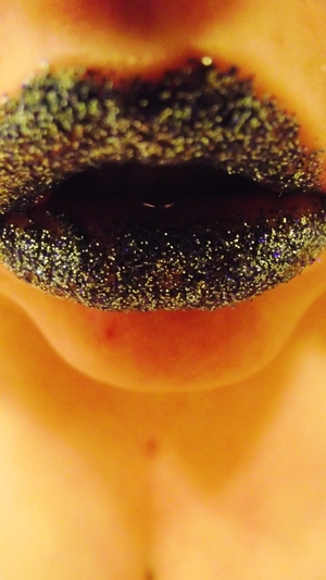 glitter lips