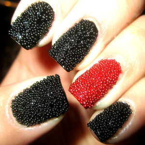 3D Caviar Manciure Black & Red Pearls