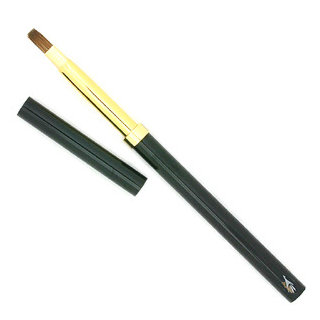 Hakuhodo Lip Brush, twist type, Black flat