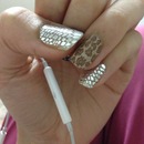 nails