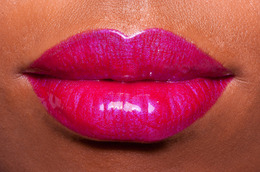 We Heart Fuchsia! The Fuchsia Lipstick Review