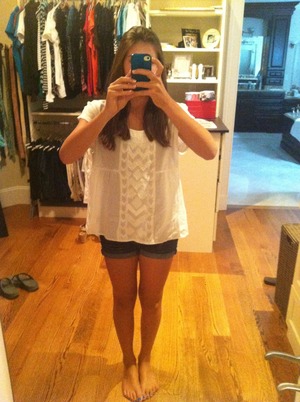 A white shirt and jean shorts from american eagle make a great last day of summer or even first day of school look!