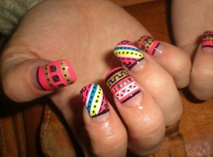 Aztec nails!:) 