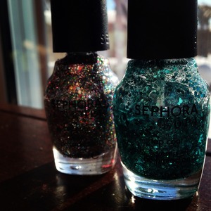 Beautiful jems and jewels for nails! Sephora once again has another amazing product! 