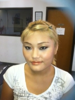 make up look i did =]