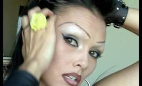 CHOLA- how to SHAVE your eyebrows off!