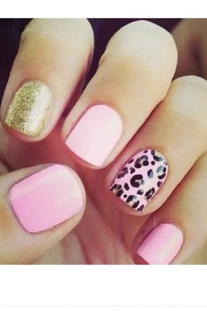 Light pink, one gold sparkly nail and the middle finger has an animal print :)