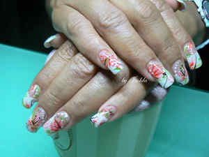  Very French! The lily flower is the national flower of France . I used painting brush Technique and with nail art pen