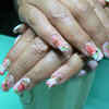 DESIGNED FRENCH MANICURE 