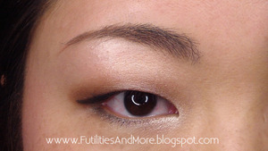 EVERYDAY MAKEUP LOOK TOO FACED-FUTILITIESANDMORE-FUTILITIES AND MORE-5