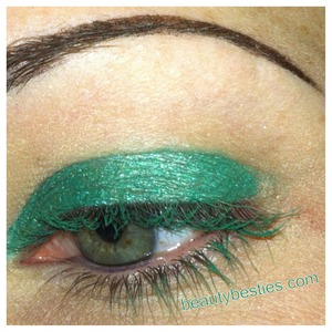 Pantone color of the year: Emerald