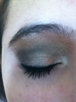 Messing around with my urban decay naked 2 palette. I love the palette so much!