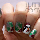 Penguin and Holly Nail Art :)