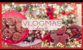 Christmas Bake With Me + Hot Chocolate & My Life's A Movie // Vlogmas (Day 19) | fashionxfairytale