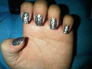 Nail design made by me to myself. 