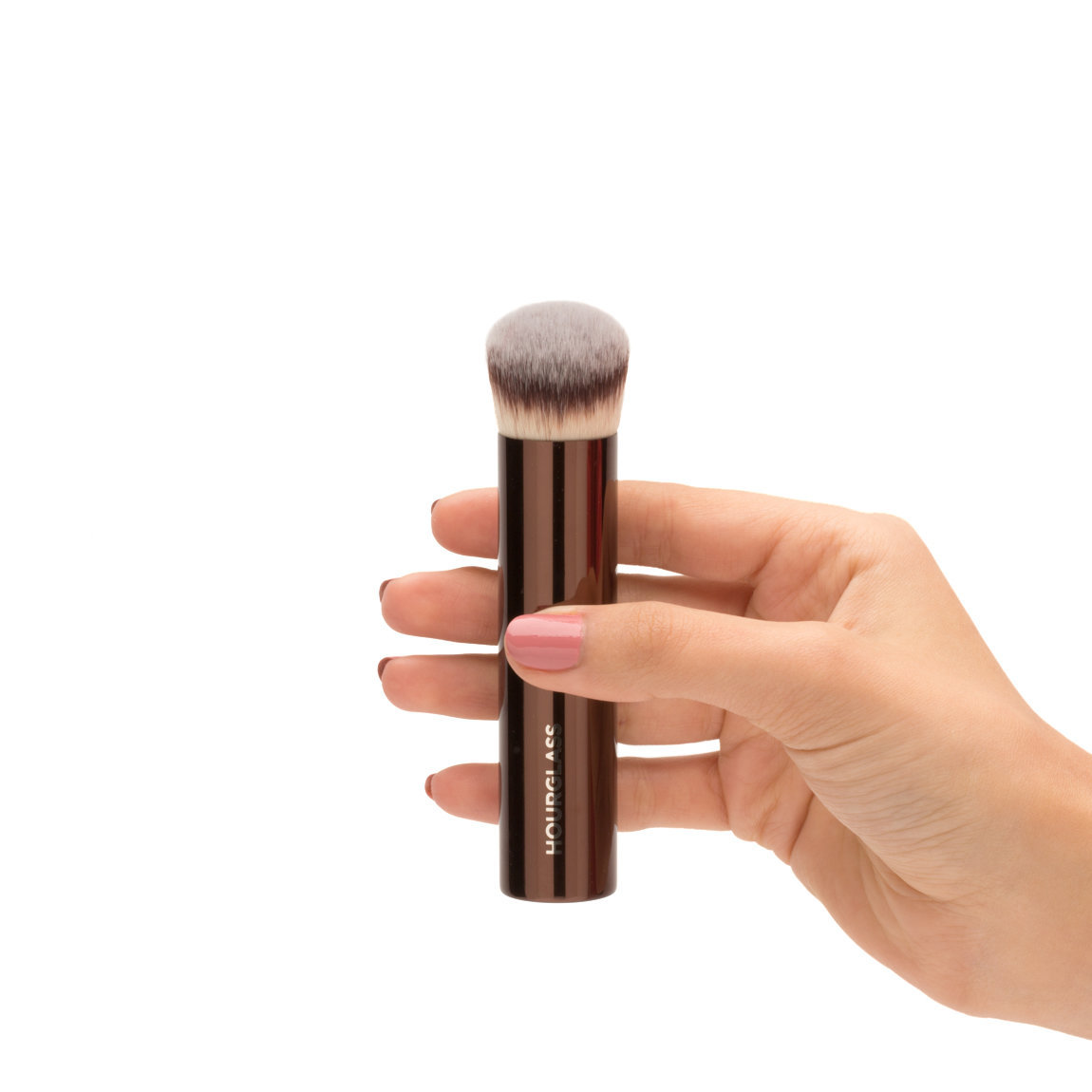 アワーグラス アンビエント ソフトグロウファンデーションブラシ Amazon.com: Hourglass Ambient Soft Glow Foundation Brush