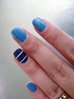 Nautical Nails! See the tutorial at http://HowtobeFancy.com