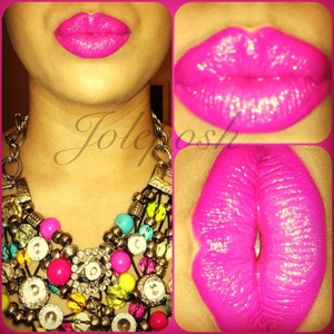 This lip tar is amazing! I lined & filled my lips with mac's lip pencil in magenta beforehand.
