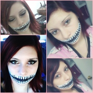 halloween time! and thought face painting would do the trick! hahaha this is going to go with my cat costume. 
