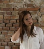 Stela H.